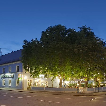 Hotel Blauer Karpfen Oberschleissheim Bagian luar foto