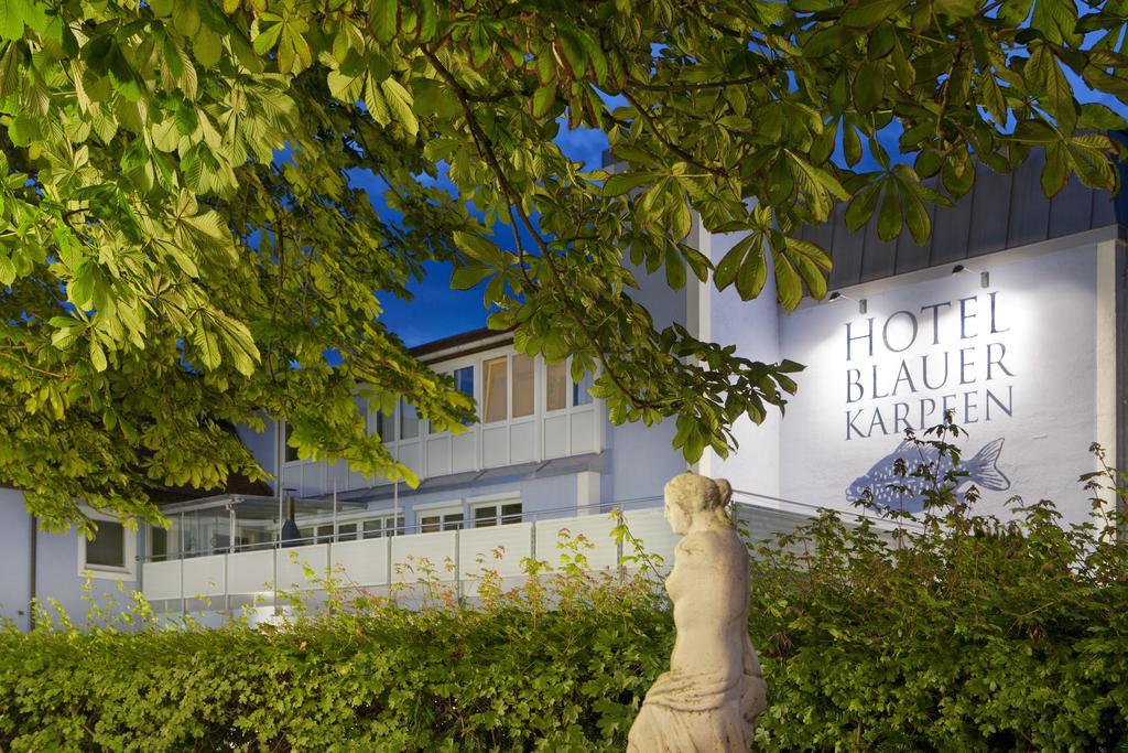 Hotel Blauer Karpfen Oberschleissheim Bagian luar foto
